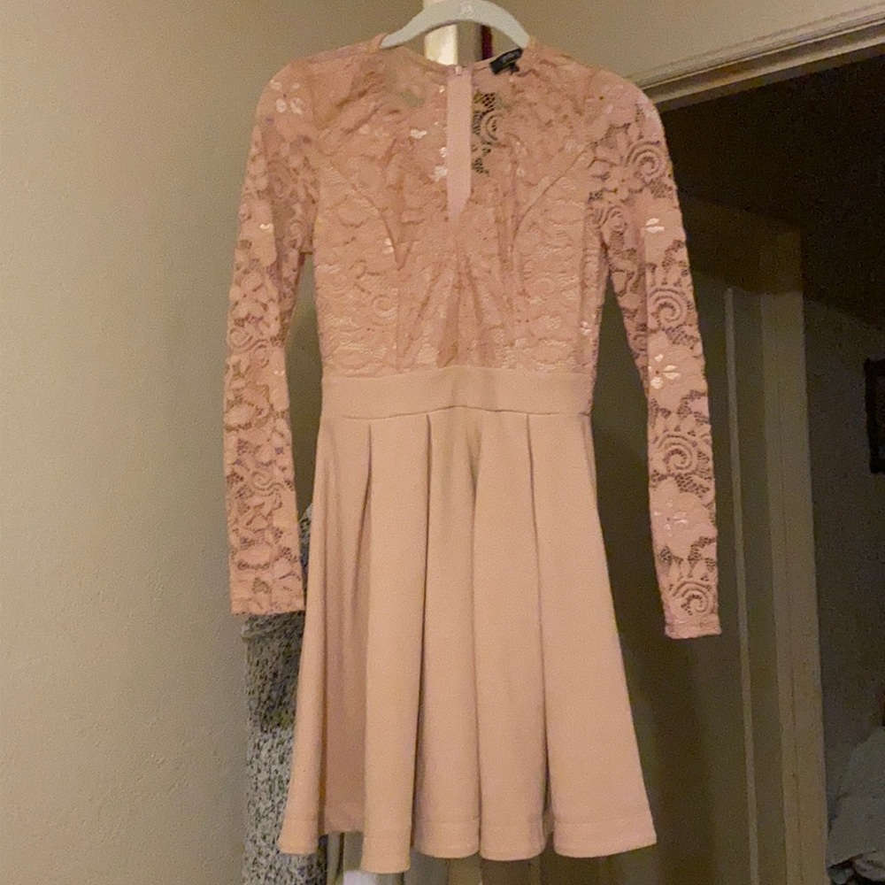 Brand: Privy, color: rose gold, size: small